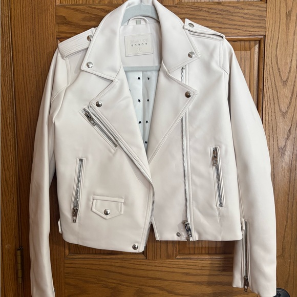 Blank NYC Pu White Leather Moto Jacket with Silver Hardware - Picture 4 of 6